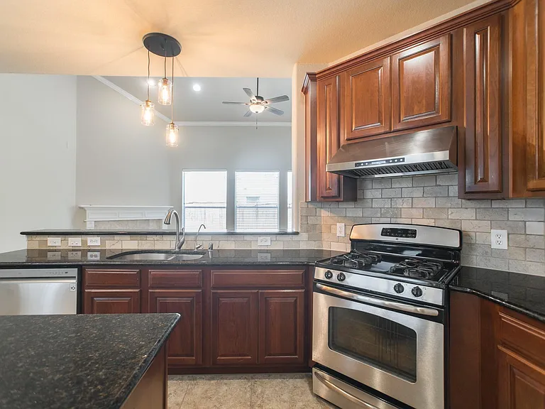 139 S Rocky Point Cir — Photo 12