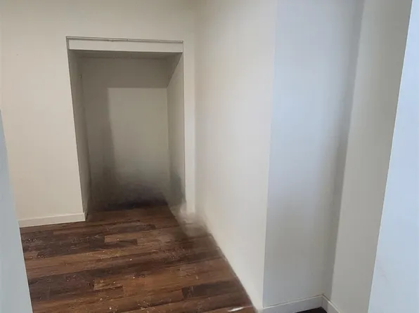 3223 Bergenline Avenue image 2 of 4