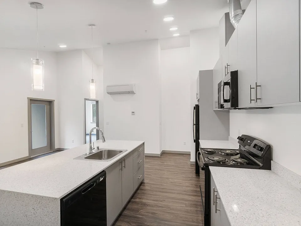 3 Bedroom Vaulted Ceilings