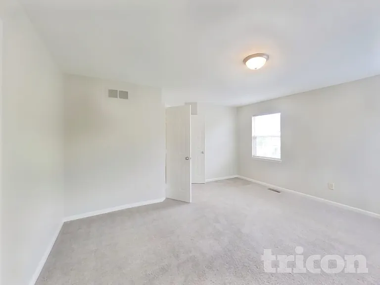 3127 Woodlane Ct — Photo 10