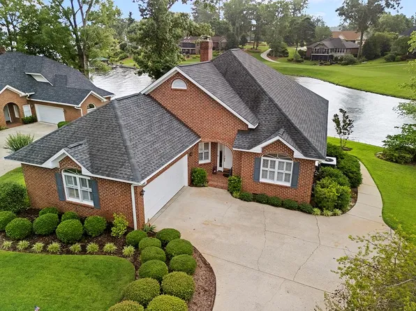 108 Luton Pl S, Greenwood, SC 29649