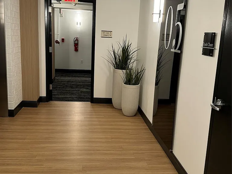 715 N Graham St #305 — Photo 11