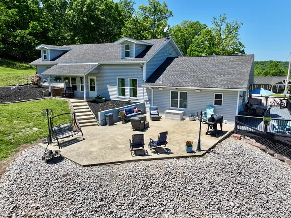 17772 Rayfield Road, Eminence, MO 65466