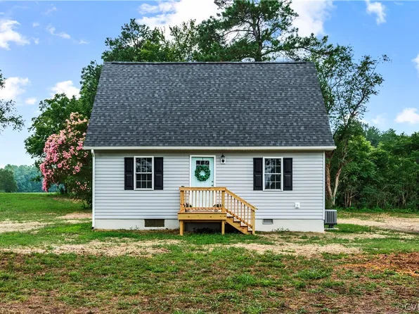692 Howerton Rd, Dunnsville, VA 22454