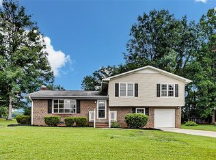 1057 Cable Creek Rd, Asheboro, NC 27205