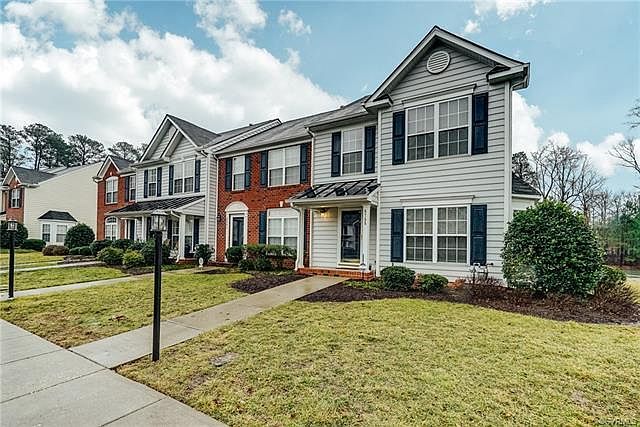 1st image of 6755 S Grand Brook Cir