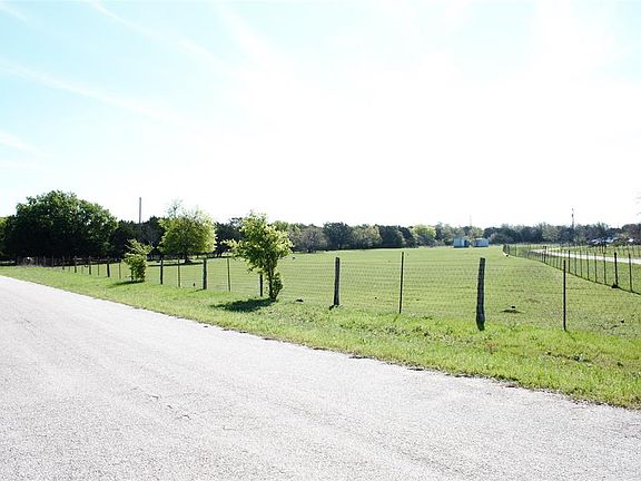 2nd image of 299 County Road 2113