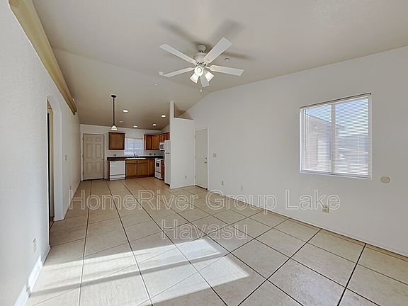 2nd image of 2467 Tradewind Dr Unit 103