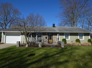4010 Indian Hills Dr, Fort Wayne, IN 46809