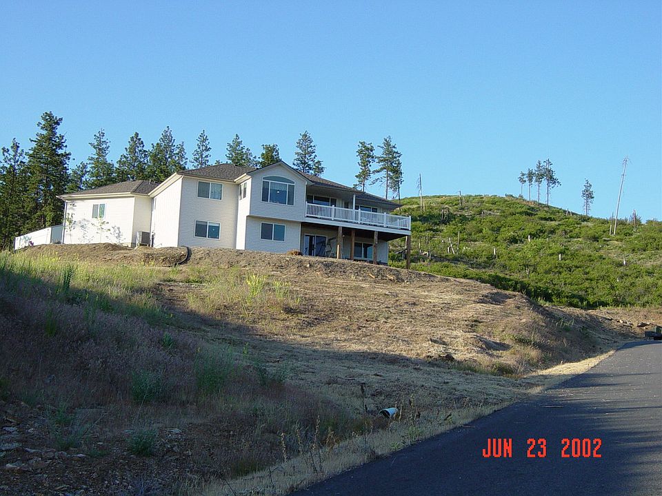 2nd image of 6935 N Lynden Rd