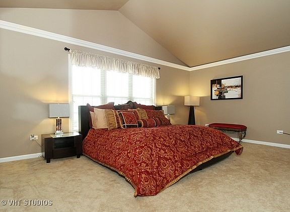 5th image of 11 Iliad Dr