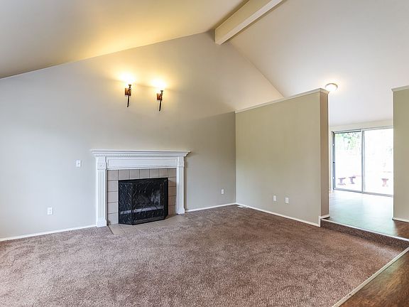 5th image of 3104 32nd Avenue Ct SE