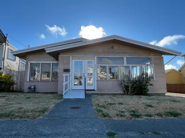 2338 H St, Eureka, CA 95501