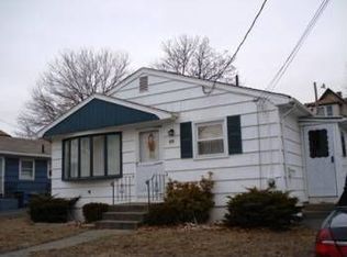 89 Emmett St, Central Falls, RI 02863