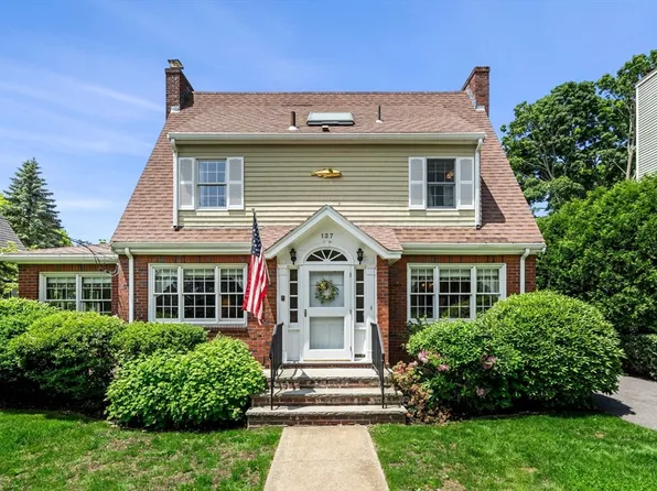137 Atlantic Ave, Marblehead, MA 01945