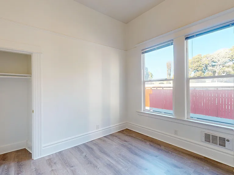 1223 Laguna St #1223 — Photo 6