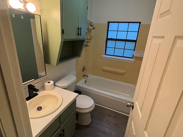 501 S Grant St — Photo 3