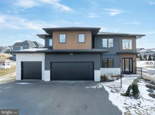 390 Trout Rd, State College, PA 16801