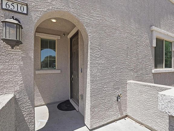 3rd image of 6510 Silver Estates Ave