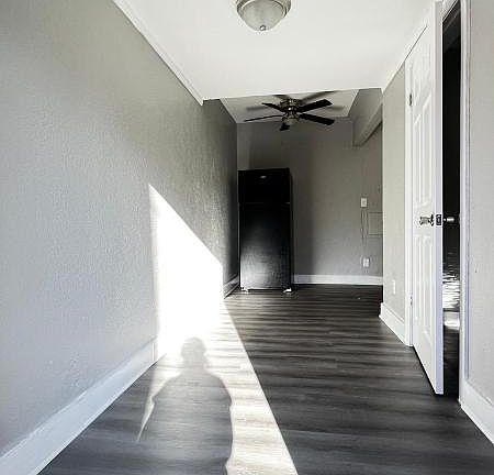 5th image of 2624 4th St S APT 4