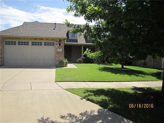 2nd image of 7488 Saint Petersburg Dr