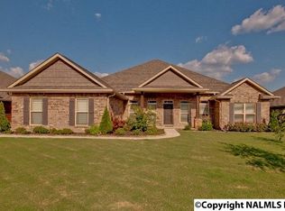 2517 Caldwell Park Ct SE, Owens Cross Roads, AL 35763