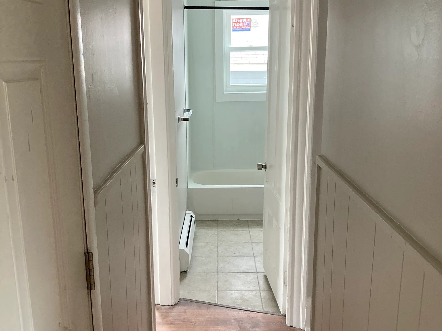 3 bed, 1100 sqft, $2,700 — Photo 2