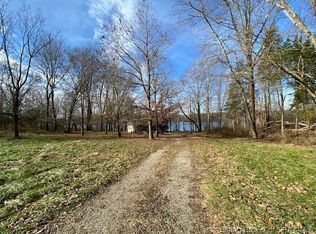 15999 W 250 N, Deputy, IN 47230