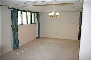 5th image of 101 Briarview Cir