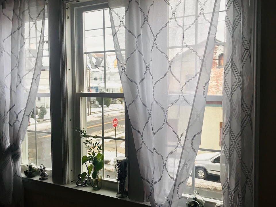 1st image of 401 Pittston Ave #2