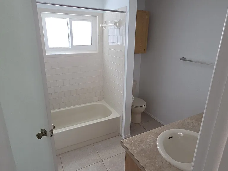 3416 Laurel Dale Dr — Photo 11