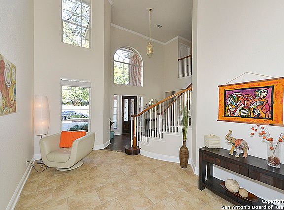 4th image of 2315 Preakness Ln