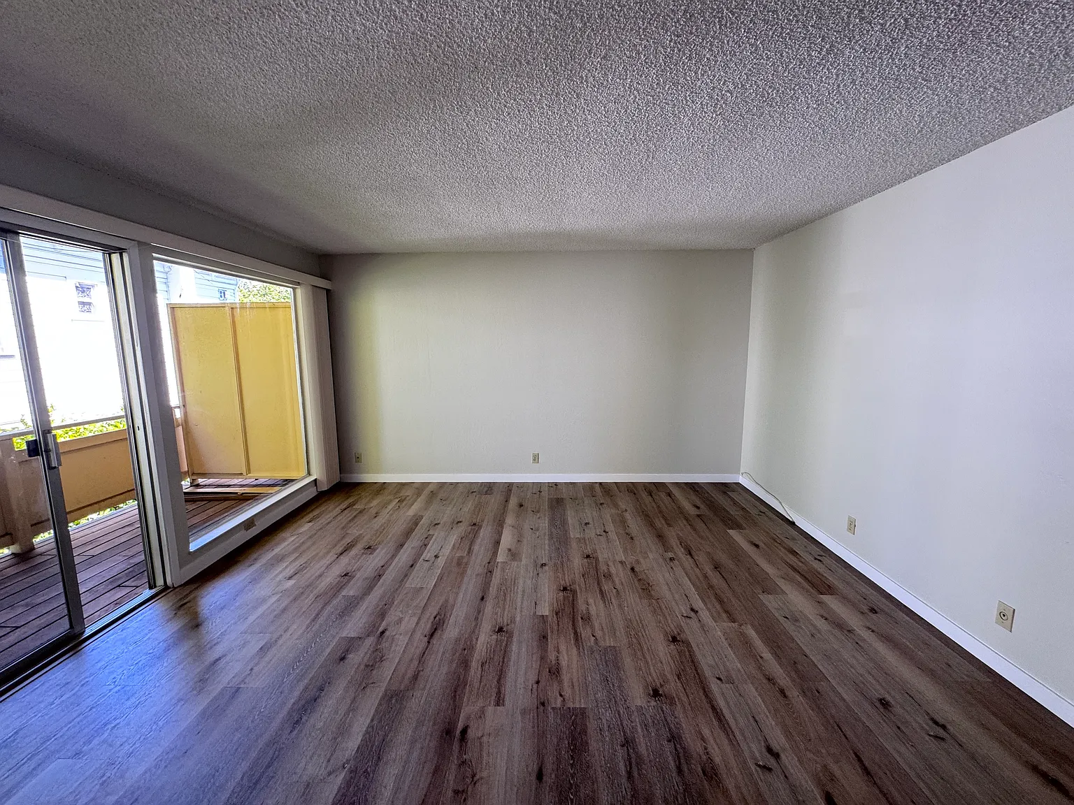 118 Ross St — Photo 3