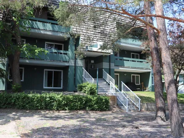 315 E Southampton Dr SW #5212, Calgary, AB T2W 2T6