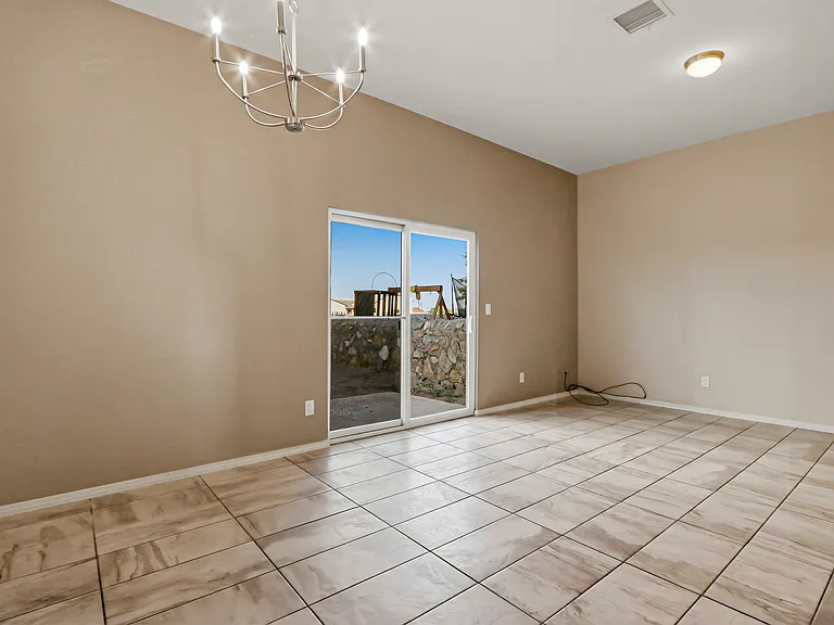 714 Hc Gilbert Minjares Dr — Photo 24