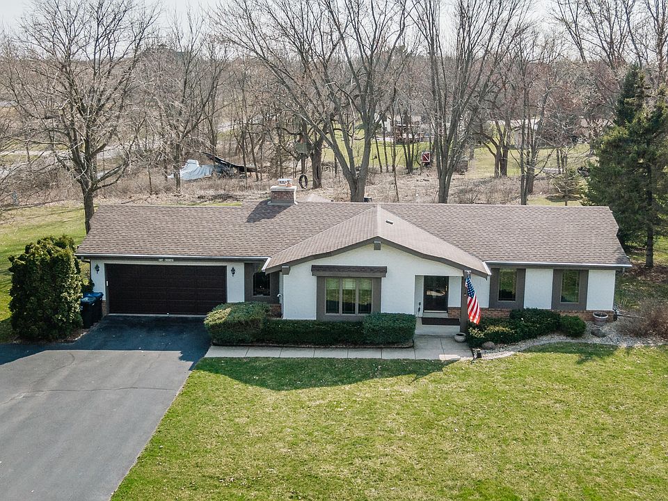 1st image of S74W26145 Green Mountain Dr