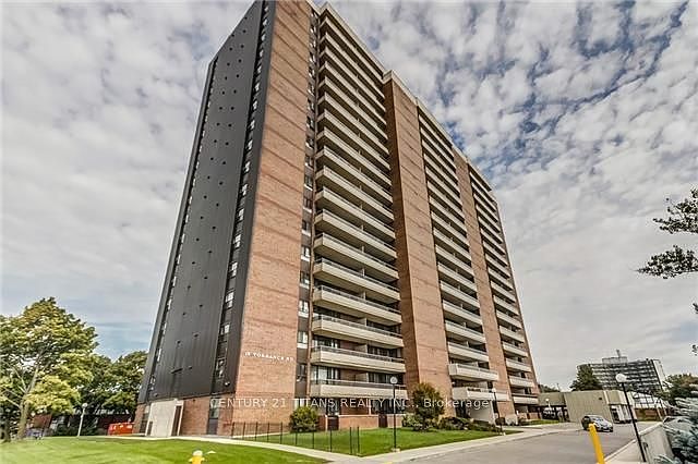 1st image of 15 Torrance Rd Unit 606