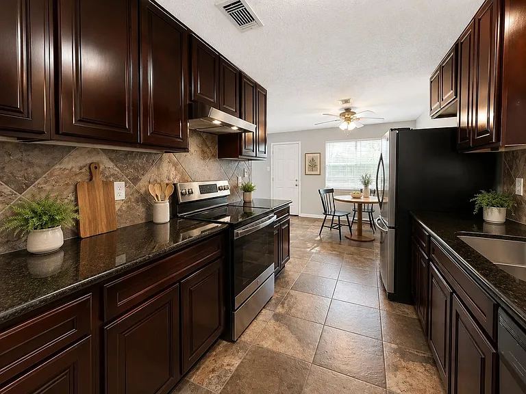 12027 Silver Island Cir — Photo 13