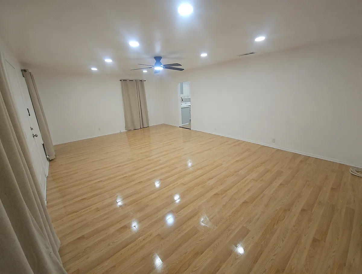 Building Photo - 6054 Colfax Ave #1