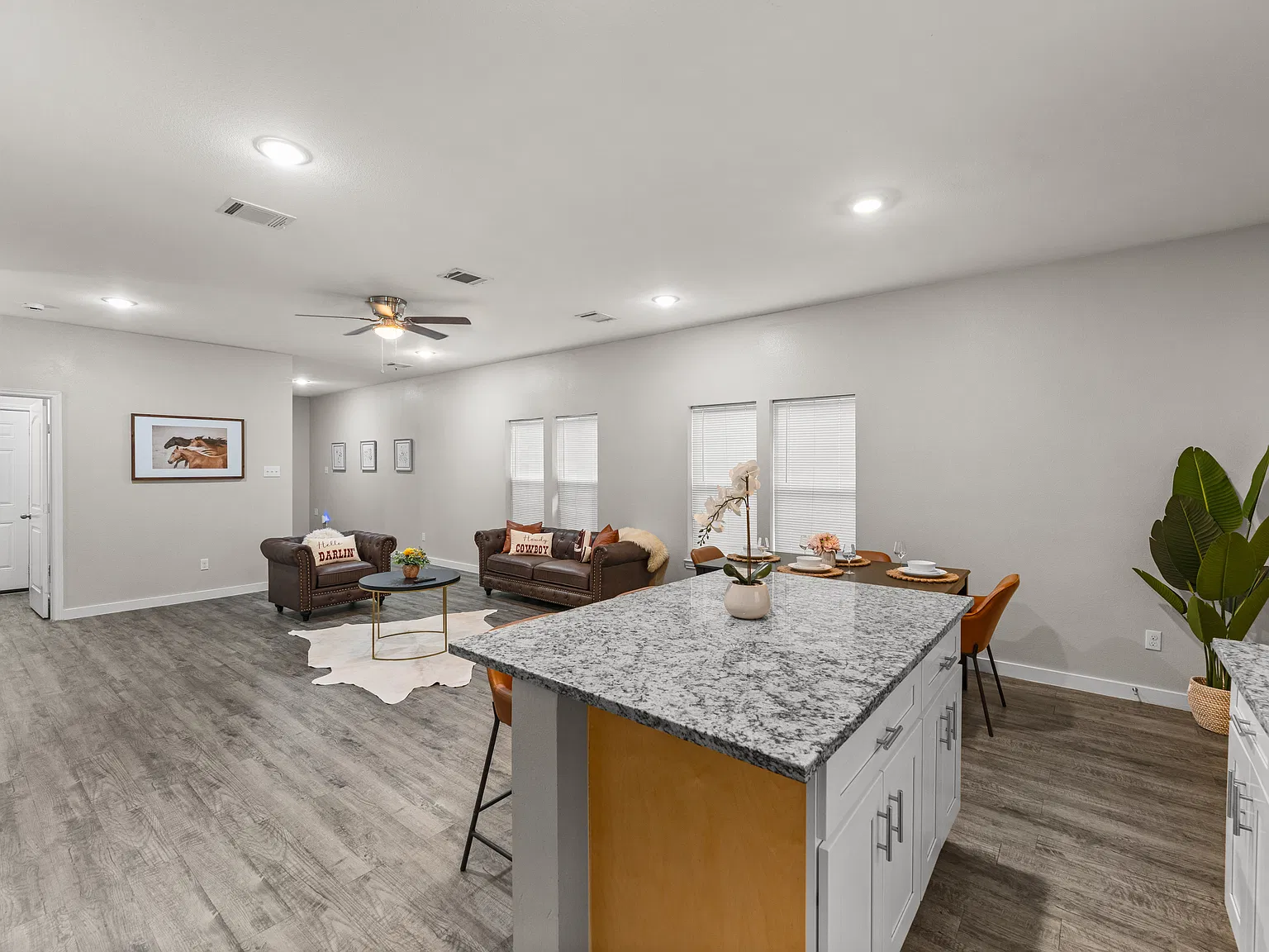 3 bed, 1500 sqft, $3,600 — Photo 4