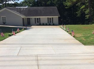 5888 Spalding Dr, Norcross, GA 30092