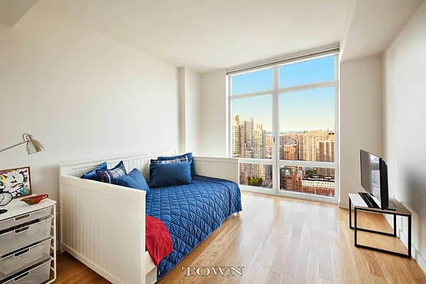 Rented by Town Residential | media 13
