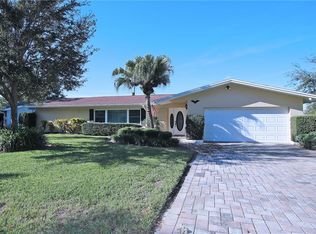1370 Crescent Dr, Largo, FL 33770