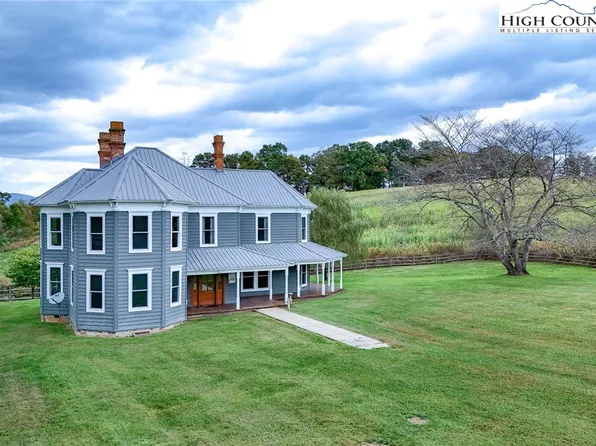 26 Fox Knob Road, Sparta, NC 28675