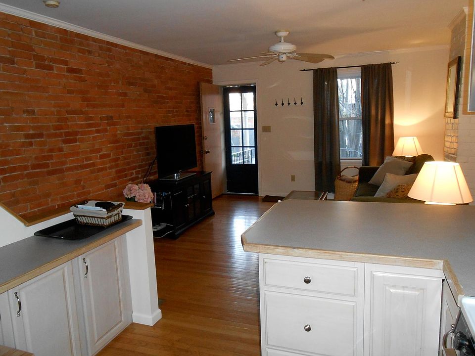 1st image of 1617 Laurel St