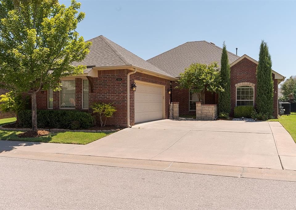 1st image of 10228 Bald Cypress Dr