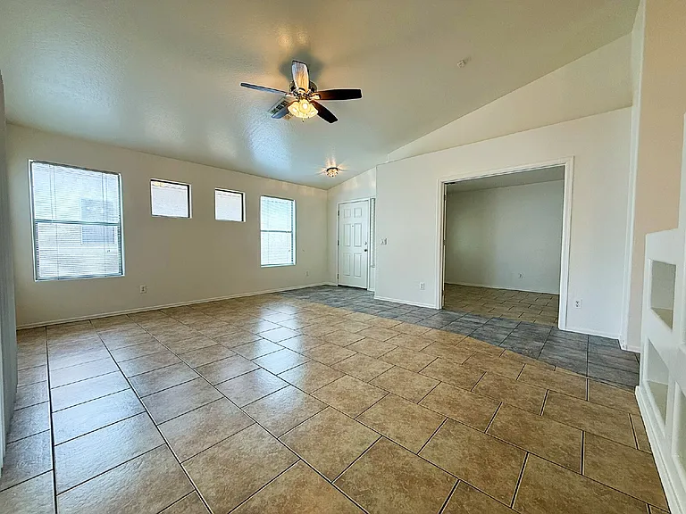 8062 W North Ln #109THDR — Photo 5
