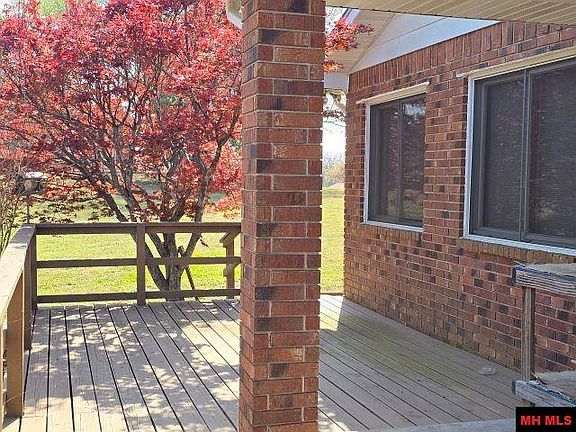 4th image of 2 High Ridge Cir
