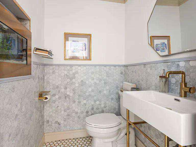 1056 Lafayette Ave #1 — Photo 13