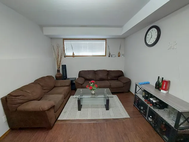 7 Oxley Close — Photo 16